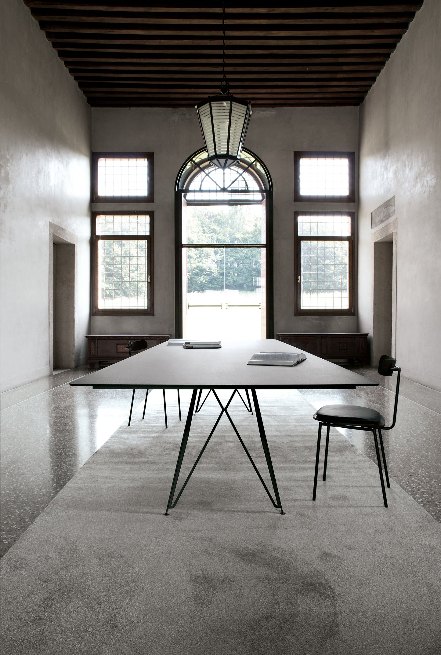 T12